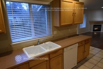 13421 Des Moines Memorial Dr S in Seatac, WA - Building Photo - Building Photo