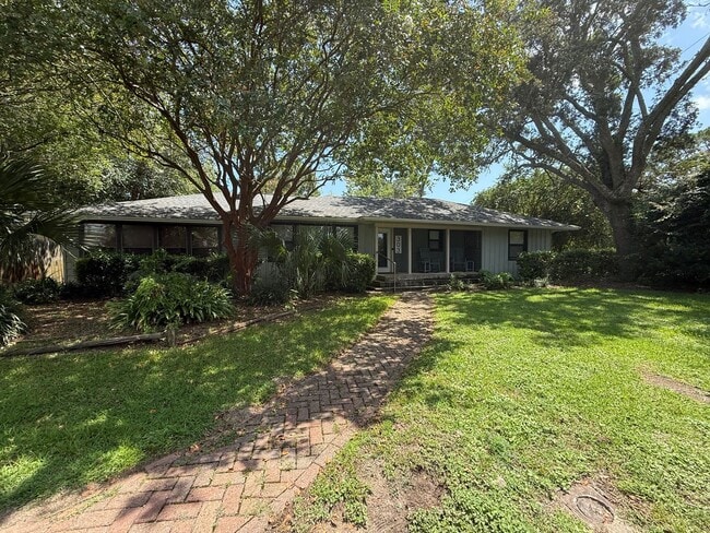 property at 303 Interbay Ave