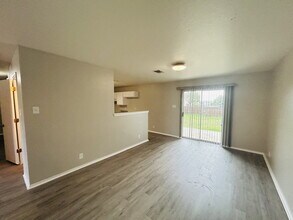 3822 Krie Trail in San Antonio, TX - Building Photo - Building Photo