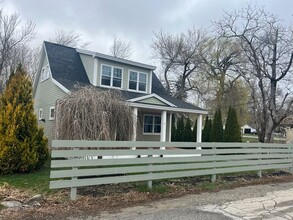 7 Youngs Ln in York, ME - Building Photo - Building Photo