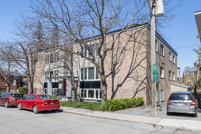 33 Hazel St in Ottawa, ON - Building Photo - Building Photo