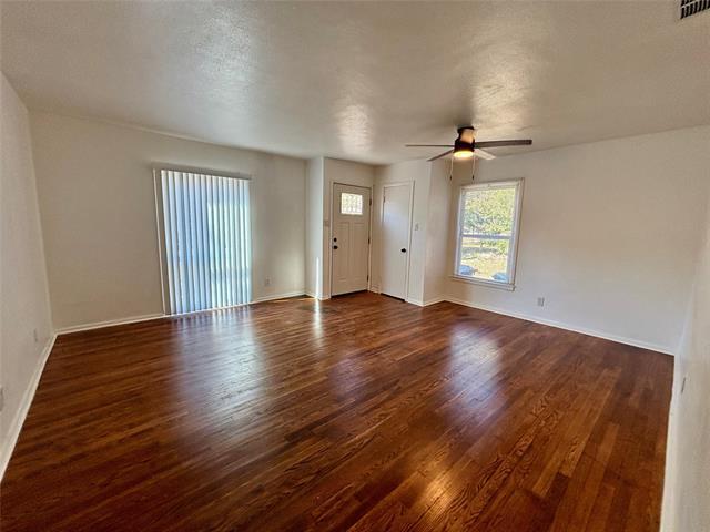 property at 1303 Marydale Dr