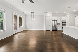 240 Walker Ave in Roswell, GA - Building Photo - Building Photo