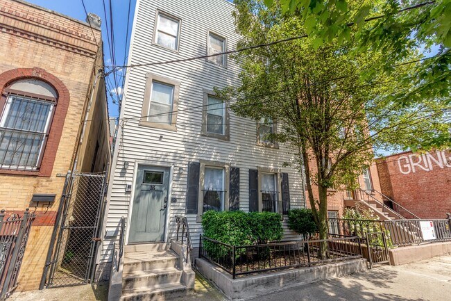 property at 16 Coles St