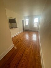 3007 N Calvert St in Baltimore, MD - Building Photo - Building Photo