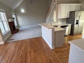 5034 Hickory Hills Dr in Woodstock, GA - Foto de edificio - Building Photo