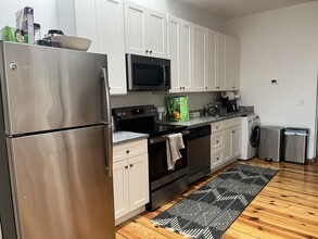 600 Columbia Rd, Unit 21 in Boston, MA - Building Photo - Building Photo