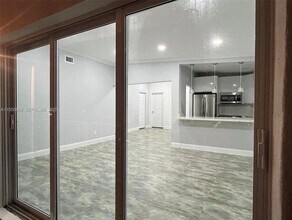3681 NE 170th St in North Miami Beach, FL - Building Photo - Building Photo