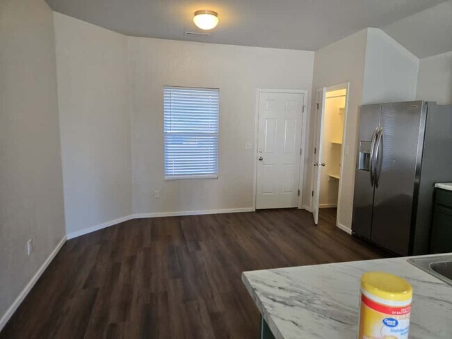 1144 S Jaybird Ln in Fayetteville, AR - Building Photo - Building Photo