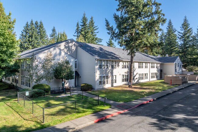 Windsor Square Retirement Community in Marysville, WA - Building Photo - Building Photo