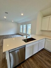 3347 climbing Gdns Dr in Conroe, TX - Building Photo - Building Photo