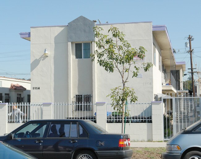 1114 N Westmoreland Ave in Los Angeles, CA - Building Photo - Building Photo