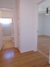 128 Newton St in Hayward, CA - Building Photo - Building Photo