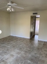 7110 E Continental Dr, Unit Unit 2011 in Scottsdale, AZ - Foto de edificio - Building Photo