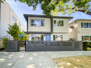 2312 P St in Sacramento, CA - Building Photo - Building Photo