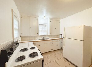 313 NW 11th St in Gainesville, FL - Building Photo - Building Photo