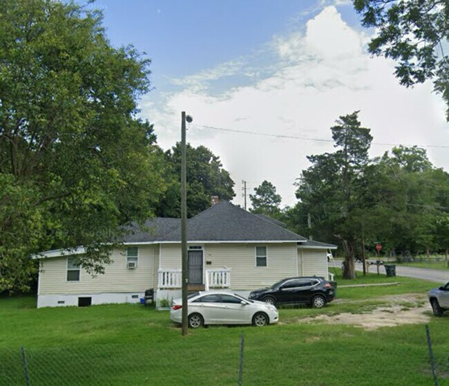 676 Buckley St Rentals in Orangeburg, SC
