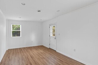 127 Davis Dr in Williamsburg, VA - Building Photo - Building Photo