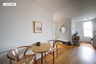 277 Starr St in Brooklyn, NY - Building Photo - Building Photo