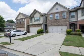 1555 Creek Bend Ln NW in Lawrenceville, GA - Building Photo - Building Photo
