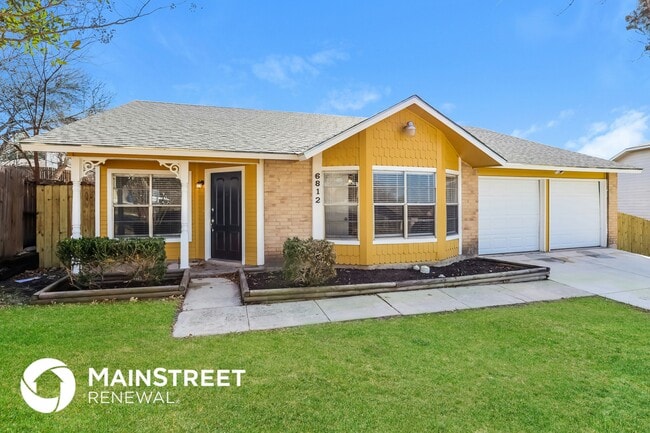 6812 Hillside Bluff in San Antonio, TX - Building Photo - Building Photo
