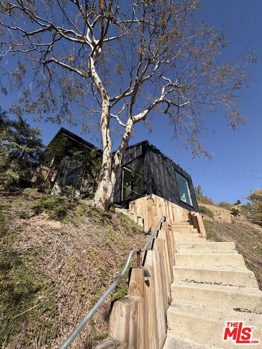 4517 Cleland Ave in Los Angeles, CA - Building Photo - Building Photo