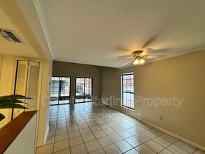 812 SW 55th Terrace in Gainesville, FL - Building Photo - Building Photo