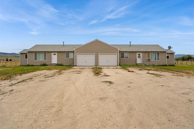 property at 5642-5644 Meadowview Dr N