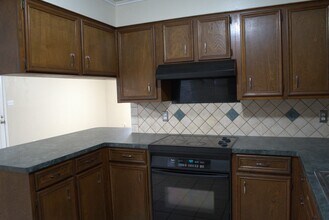 421 Brigadoon St in Tyler, TX - Building Photo - Building Photo