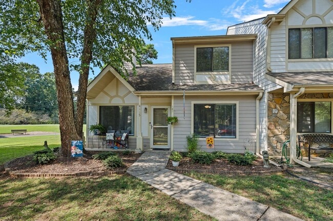 property at 4115 N Course Dr