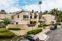 Le Parc Place in Chino Hills, CA - Foto de edificio - Building Photo