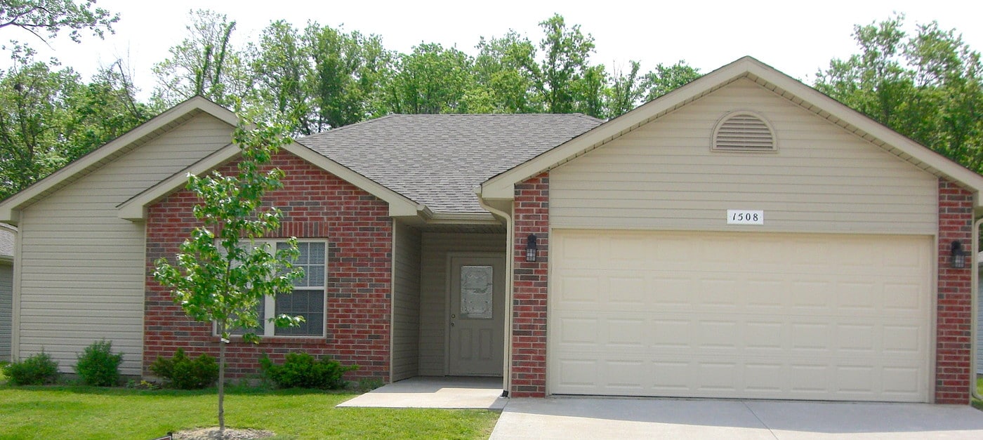 Auburn Hills Homes in Columbia, MO - Foto de edificio