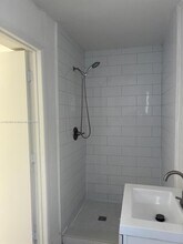 1660 SW 24th Ave in Miami, FL - Building Photo - Building Photo