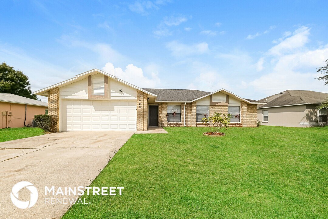 709 Dromedary Dr in Kissimmee, FL - Building Photo