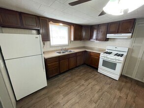 3016 Robert St in Bloomington, IL - Building Photo - Building Photo