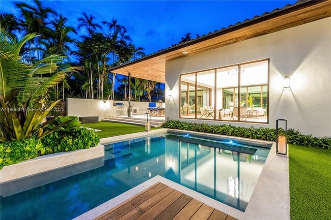 property at 864 NE 84th St