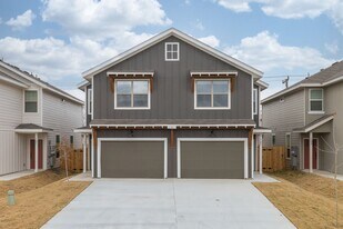 2307 Lynwood Bnd in San Antonio, TX - Building Photo