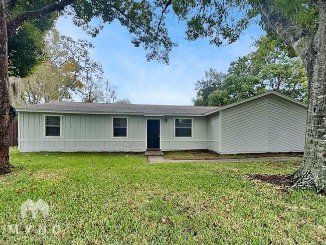 property at 10731 Appaloosa Dr