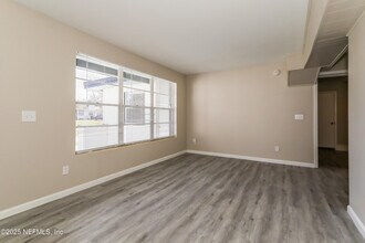 7953 Patou Dr S in Jacksonville, FL - Building Photo - Building Photo