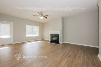 162 Stillwood Dr in Newnan, GA - Foto de edificio - Building Photo