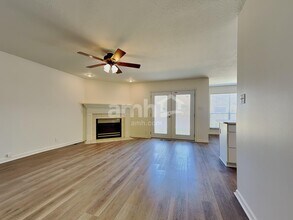 9406 Hoyle Beals Dr in Knoxville, TN - Foto de edificio - Building Photo