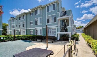 23412 Pacific Park Dr, Unit 10H in Aliso Viejo, CA - Building Photo