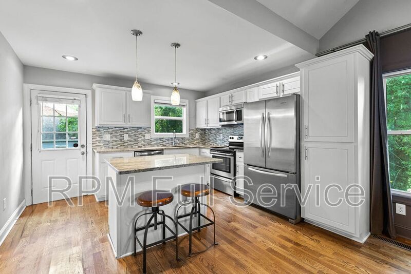 335A Edith Ave in Nashville, TN - Building Photo