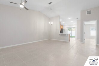 11 Serenity Pl in Palm Coast, FL - Building Photo - Building Photo