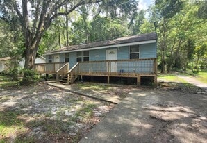 238 N Lemon Ave in Brooksville, FL - Building Photo