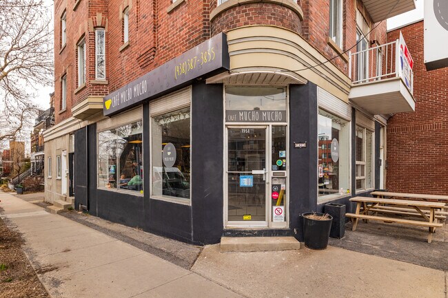 1951-1955 Rosemont Boul in Montréal, QC - Building Photo - Building Photo