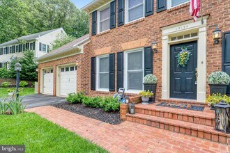 12124 Darnley Rd in Woodbridge, VA - Building Photo - Building Photo