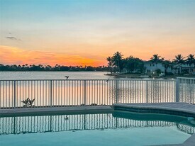 17999 SW 35th St in Miramar, FL - Building Photo