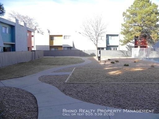 1404 Valencia Dr SE in Albuquerque, NM - Building Photo - Building Photo