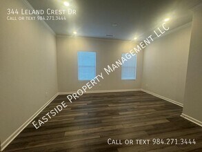 344 Leland Crst Dr in Apex, NC - Building Photo - Building Photo